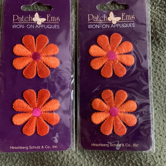 NIP. Lot of sewing appliqués, zipper sliders and overall buckles. - Picture 9 of 9